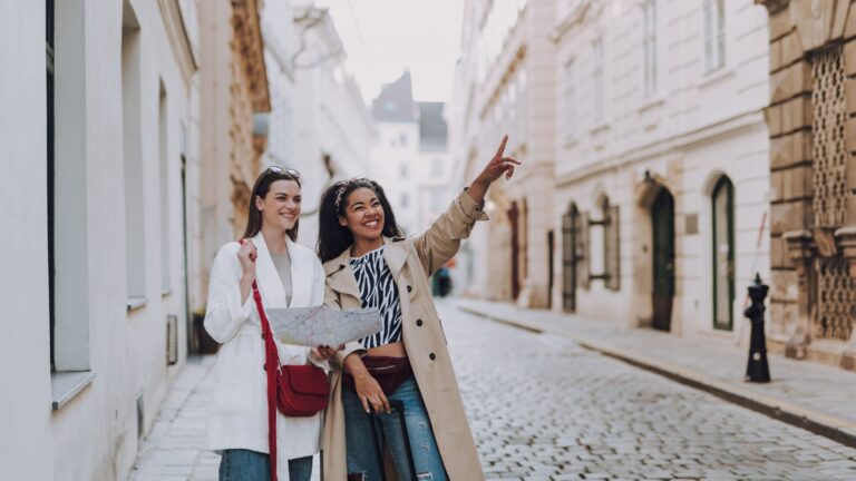 10 Must-Have Travel Essentials Every Female Traveler Needs
