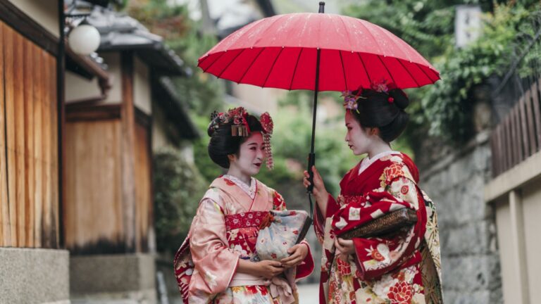 15 Best Things to Know Before Traveling to Japan