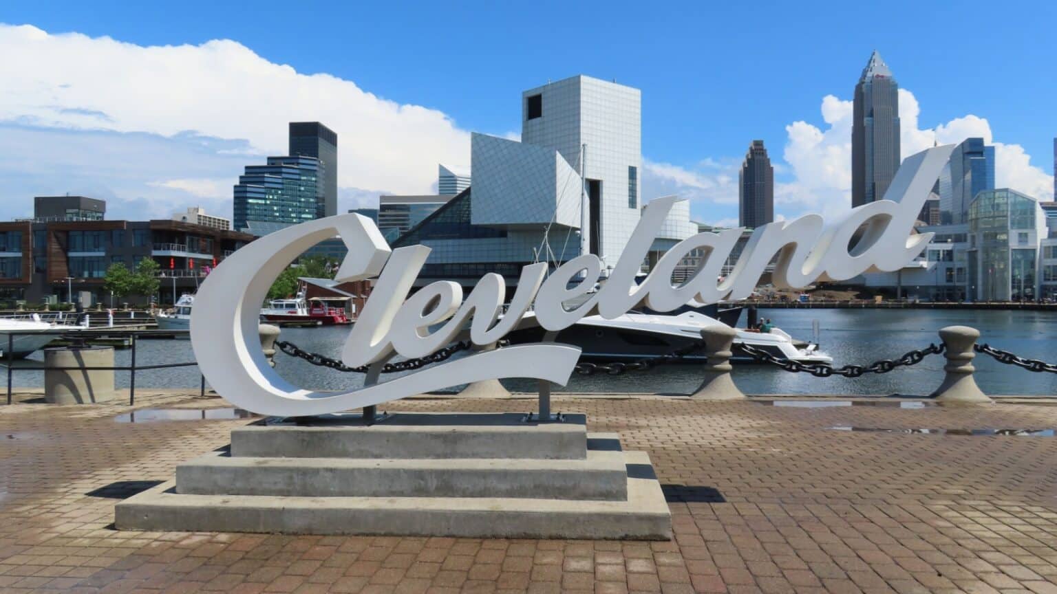 These Are the 10 Best U.S. Cities to Watch the Super Bowl — And Vegas Didn’t Even Make the Top 5