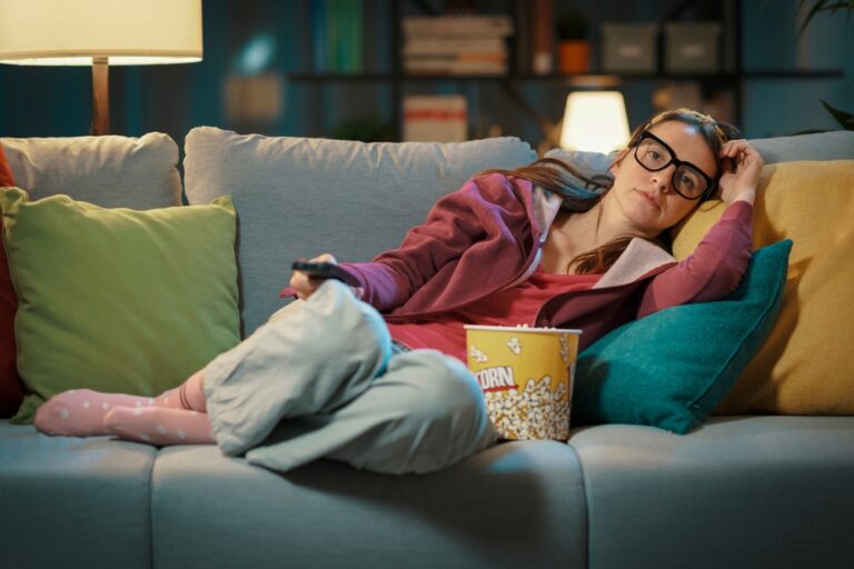 These Are the States Most Obsessed With Binge-Watching, According to New Data